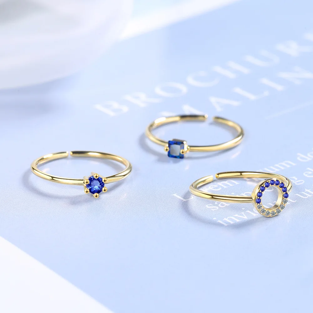 Женский комплект колец из серебра 925 пробы, с синим фианитом
Женский комплект колец из серебра 925 пробы, с синим фианитом