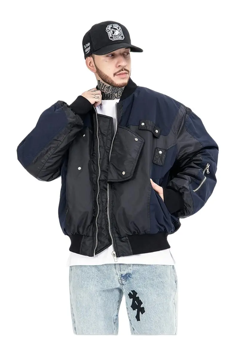 Men's 2022 autumn and winter new button zipper color matching cotton jacket thickened bomber jacket loose short jacket
Men's 2022 autumn and winter new button zipper color matching cotton jacket thickened bomber jacket loose short jacket