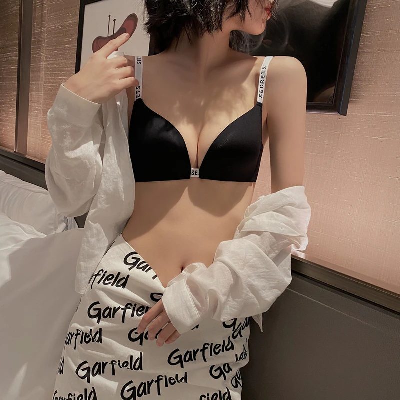 Seamless Bra Wire Free Bra Summer Thin Women's Underwear AB Cup Lingerie Femme Hot Sexy Intimates Lingere Underwear & Sleepwears
Seamless Bra Wire Free Bra Summer Thin Women's Underwear AB Cup Lingerie Femme Hot Sexy Intimates Lingere Underwear & Sleepwears