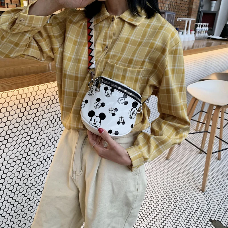 Disney Mickey new pu chest bag female wild western style one shoulder messenger mobile phone storage bag fashion pocket
Disney Mickey new pu chest bag female wild western style one shoulder messenger mobile phone storage bag fashion pocket