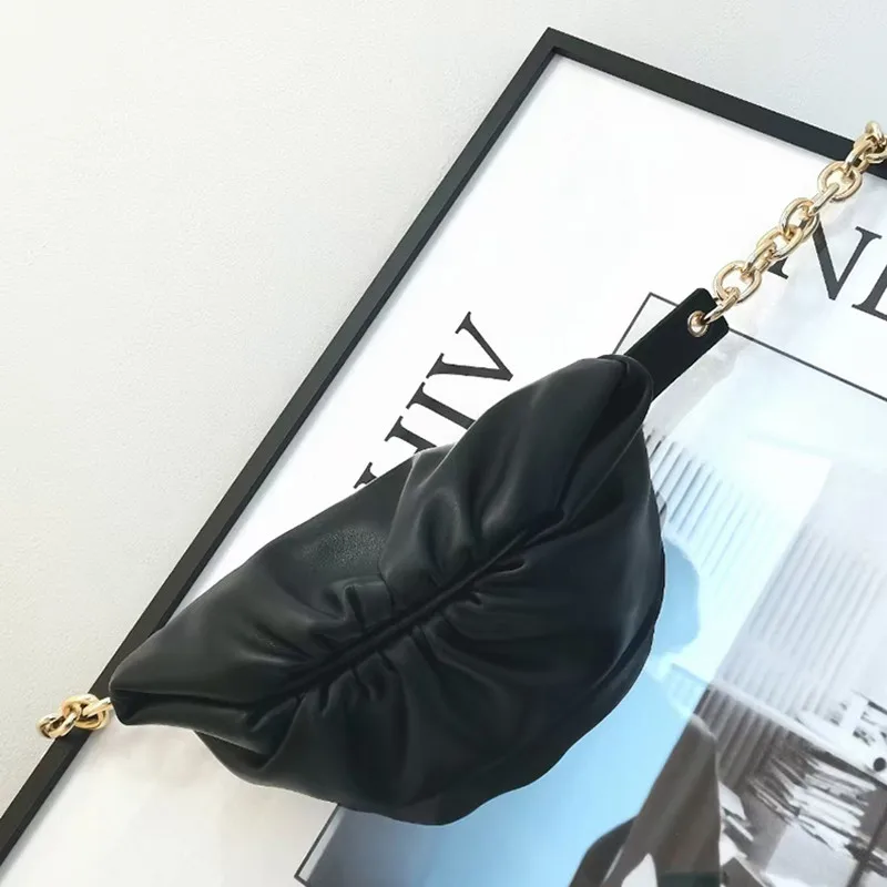 Polyester Women Hobos 2021 New Fashion Pleated Single Shoulder Bags Ladies Designer Purse and Handbags Sac De Luxe Femme Marque
Polyester Women Hobos 2021 New Fashion Pleated Single Shoulder Bags Ladies Designer Purse and Handbags Sac De Luxe Femme Marque
