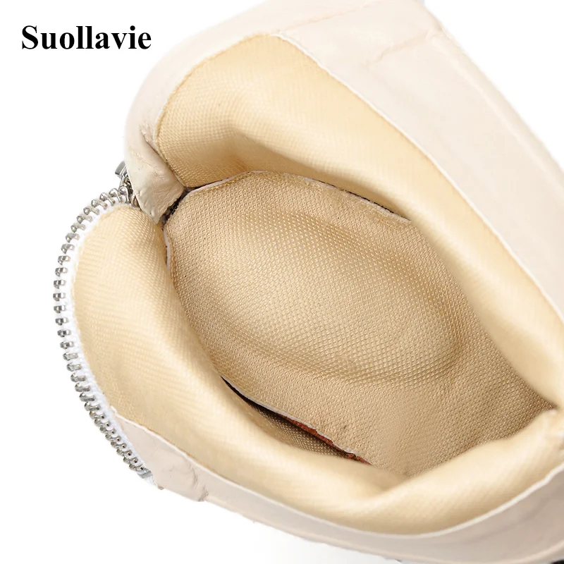 Sexy Leopard Boots Women 2019 Autumn Winter New ZIP Ankle Boots Print Square Heel Boots Ladies Casual Short Boots Size 35-40
Sexy Leopard Boots Women 2019 Autumn Winter New ZIP Ankle Boots Print Square Heel Boots Ladies Casual Short Boots Size 35-40