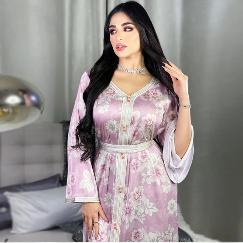 Sweet Floral Arabic Long Dress for Women Fashion Ribbon Trim V Neck Full Sleeve Jalabiya Muslim New Dubai Abaya Pink Islamic
Sweet Floral Arabic Long Dress for Women Fashion Ribbon Trim V Neck Full Sleeve Jalabiya Muslim New Dubai Abaya Pink Islamic