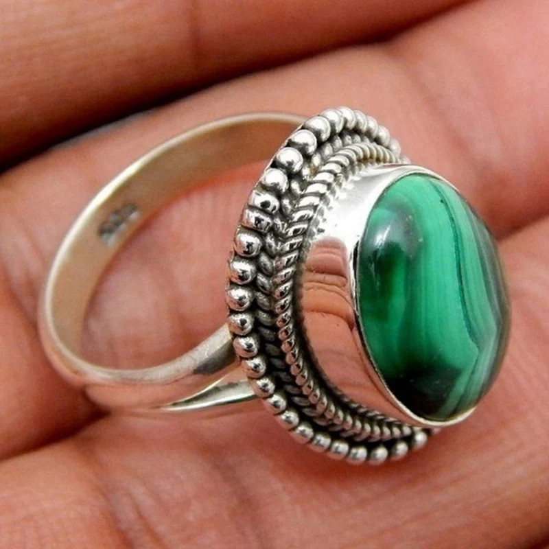 1Pcs Fashion Jewelry Green Nature Malachite Stone Silver Plated Ring For Women Men Fashion Jewelry
1Pcs Fashion Jewelry Green Nature Malachite Stone Silver Plated Ring For Women Men Fashion Jewelry