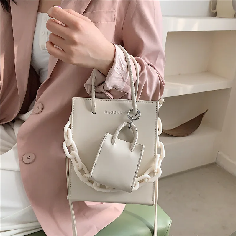 Women Messenger Bags Female Crossbody Bags Solid Shoulder Bag Fashion Casual Designer Female Handbag Large Capacity Tote
Women Messenger Bags Female Crossbody Bags Solid Shoulder Bag Fashion Casual Designer Female Handbag Large Capacity Tote