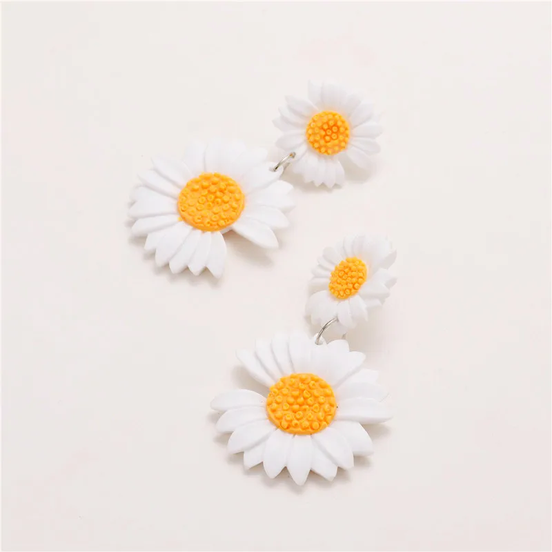 Daisy Flower Drop Earrings For Women Acrylic Long Yellow White Sunflower Earrings Daisy Earrings Summer Fashion Jewelry Gifts
Daisy Flower Drop Earrings For Women Acrylic Long Yellow White Sunflower Earrings Daisy Earrings Summer Fashion Jewelry Gifts