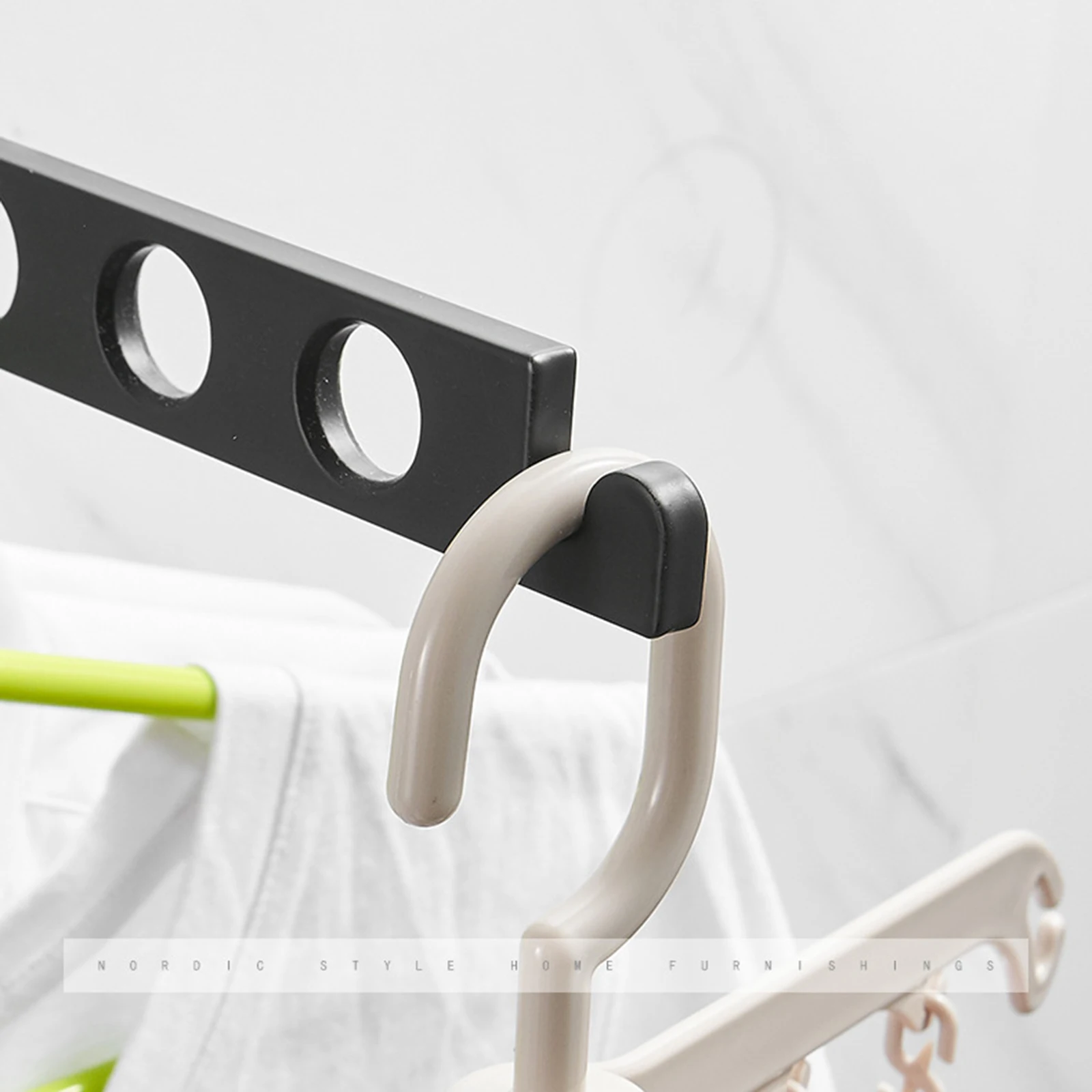 Black Folding Clothes Hanger Foldable Wall Clothes Drying Racks Hangers Space Aluminum Clothes Hanger Organization Clothes Rack
Black Folding Clothes Hanger Foldable Wall Clothes Drying Racks Hangers Space Aluminum Clothes Hanger Organization Clothes Rack
