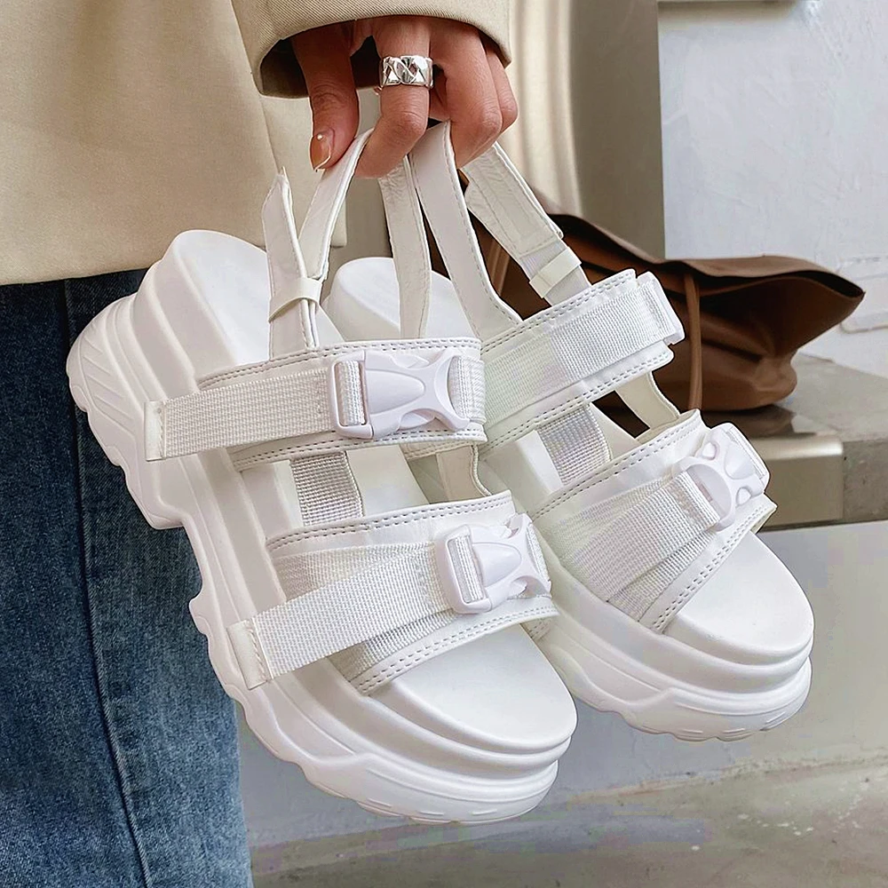 Fashion Summer High Heel Women Sandals Buckle Design Height Increasing Ladies Platform Shoes Vacation Beach Girls Sandals Slides
Fashion Summer High Heel Women Sandals Buckle Design Height Increasing Ladies Platform Shoes Vacation Beach Girls Sandals Slides