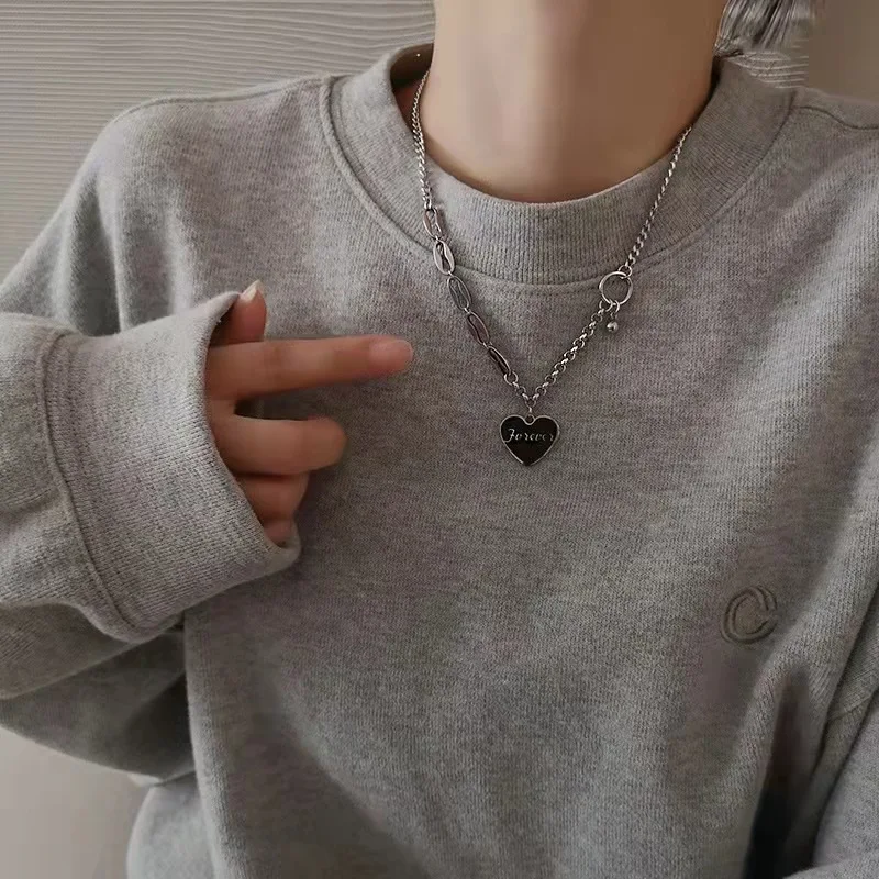 European and American sexy full diamond clavicle chain female network red short necklace neck jewelry choker free shipping
European and American sexy full diamond clavicle chain female network red short necklace neck jewelry choker free shipping