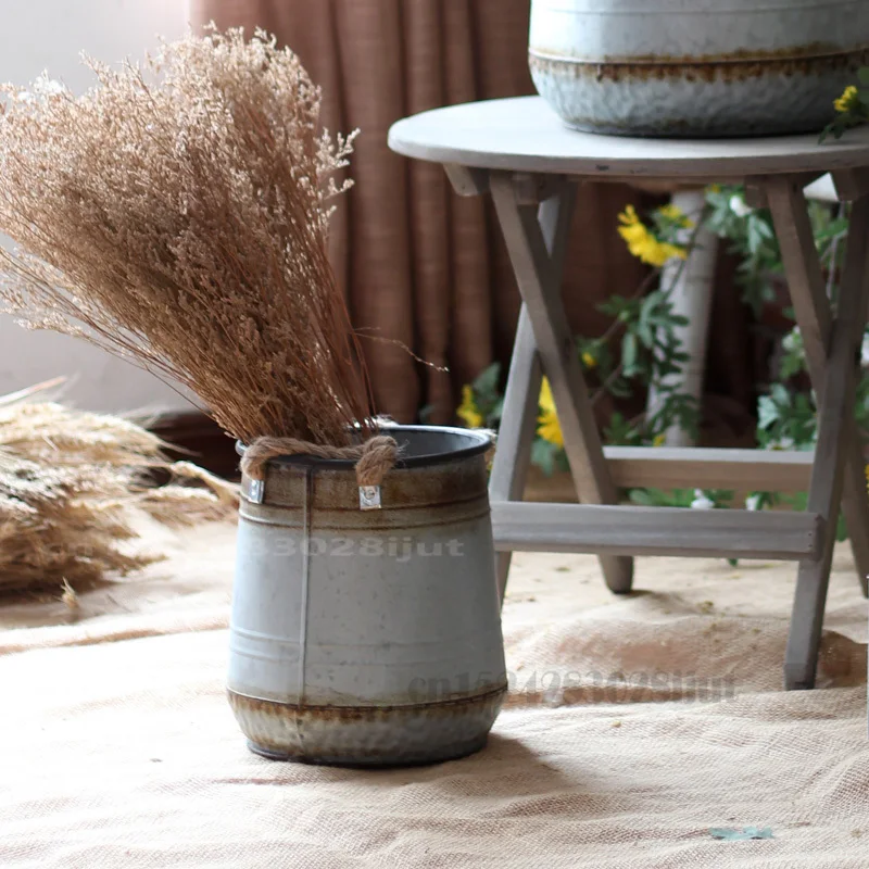 Creative Old Retro Flower Barrel Tin Flower Ware Dry Flower Plant Flowerpot Garden Ornament Plant Pots Decorative
Creative Old Retro Flower Barrel Tin Flower Ware Dry Flower Plant Flowerpot Garden Ornament Plant Pots Decorative