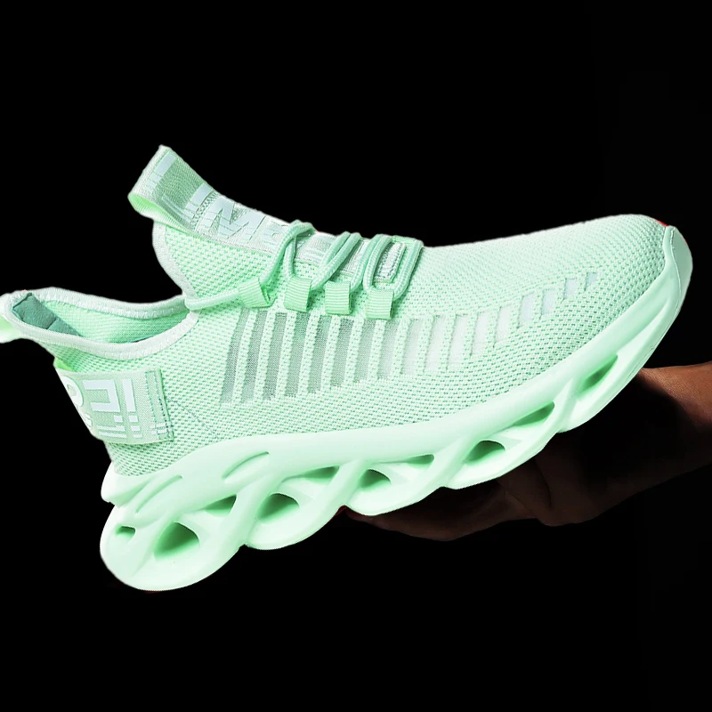 2020 men's running shoes casual white thick bottom twist shoes comfortable breathable mesh design walking sneakers 39-46
2020 men's running shoes casual white thick bottom twist shoes comfortable breathable mesh design walking sneakers 39-46