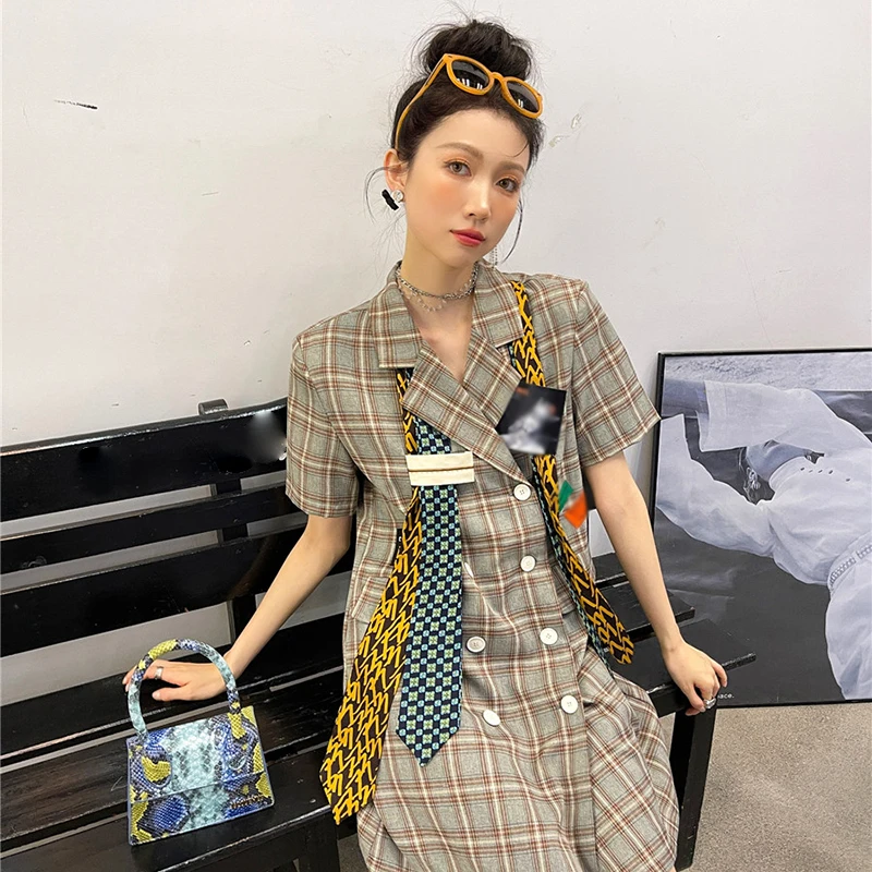 GALCAUR Vintage Plaid Dress For Women Notched Short Sleeve Patchwork Single Breasted Casual Loose Mini Dresses Female 2021 Style
GALCAUR Vintage Plaid Dress For Women Notched Short Sleeve Patchwork Single Breasted Casual Loose Mini Dresses Female 2021 Style