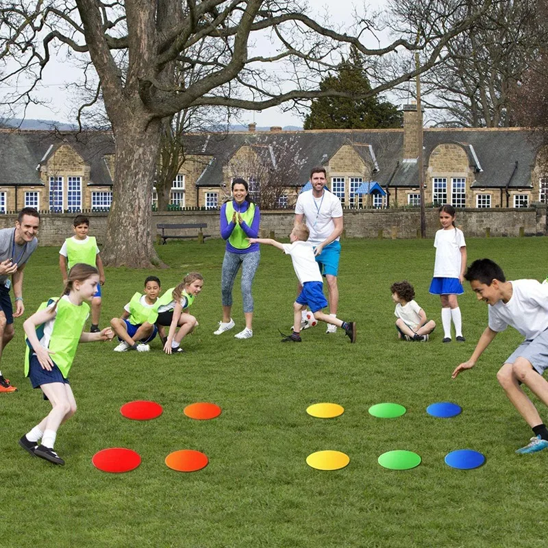 10 Pcs 9 Inch Non Slip Rubber Floor Dots Agility Markers Flat Cones for Soccer Football Sports Speed Agility Training
10 Pcs 9 Inch Non Slip Rubber Floor Dots Agility Markers Flat Cones for Soccer Football Sports Speed Agility Training