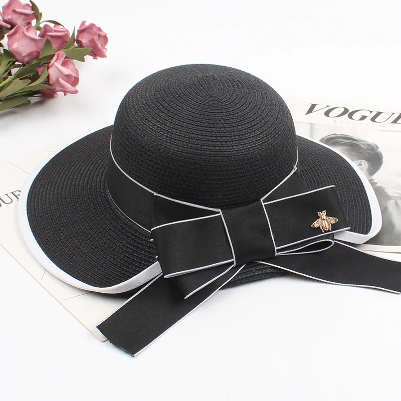 2021 New fashion Bow Straw Sun Hats with Metal Bee Summer Hats Sun Protection Famous Brand Hats Women Beach Outside Holiday Hats 
2021 New fashion Bow Straw Sun Hats with Metal Bee Summer Hats Sun Protection Famous Brand Hats Women Beach Outside Holiday Hats