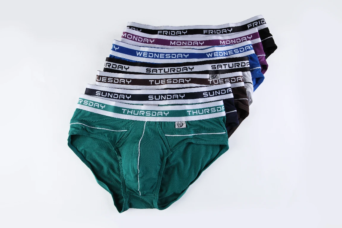 Men's Bamboo Fiber Underwear Fashion Cotton Brief Stretch Low Rise Underwear U Convex Design Briefs for Man
Men's Bamboo Fiber Underwear Fashion Cotton Brief Stretch Low Rise Underwear U Convex Design Briefs for Man