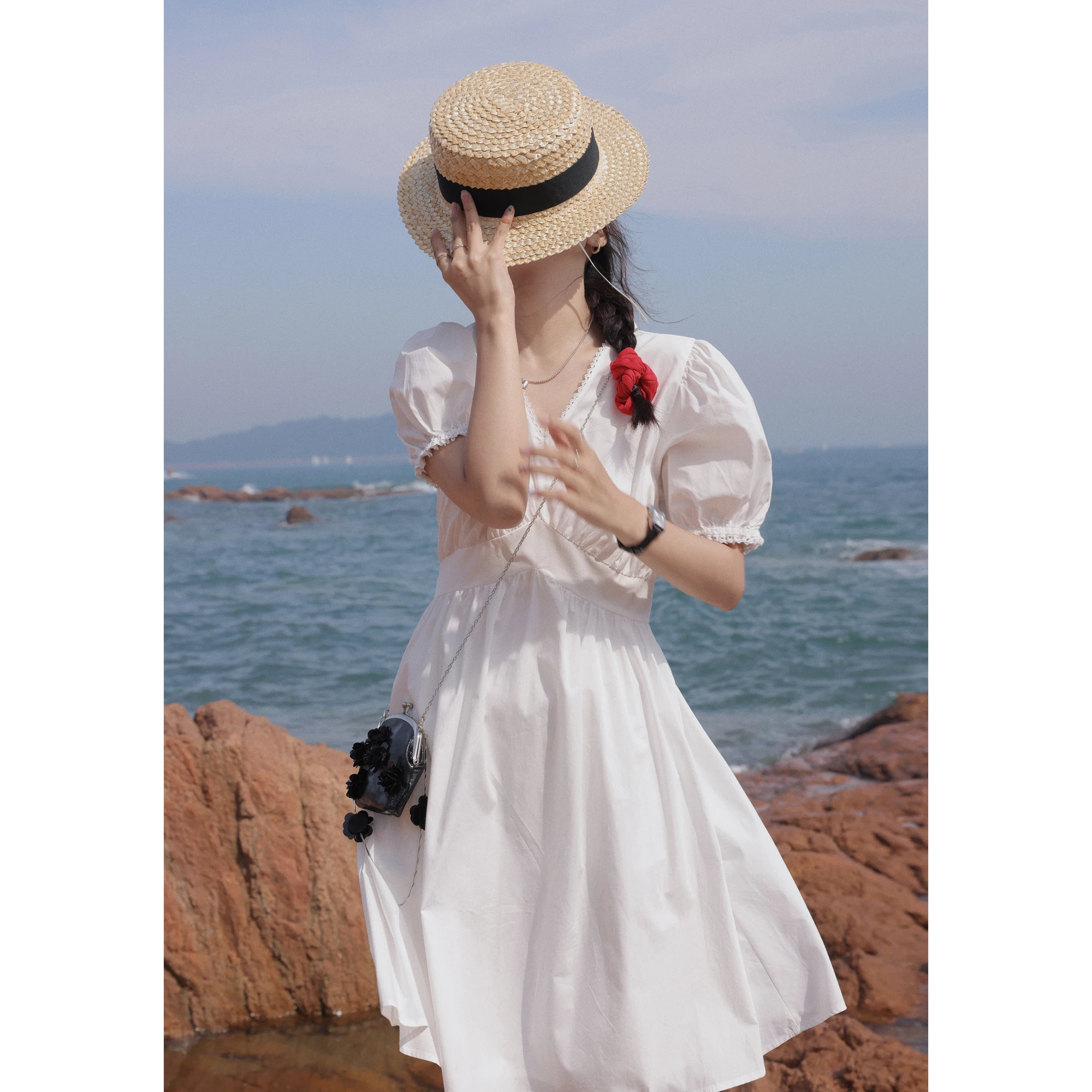 OYANXI first love this маленькая белая юбка 2021 Новая летняя милая и элегантная фея юбка кружевное лоскутное платье для женщин
OYANXI first love this маленькая белая юбка 2021 Новая летняя милая и элегантная фея юбка кружевное лоскутное платье для женщин