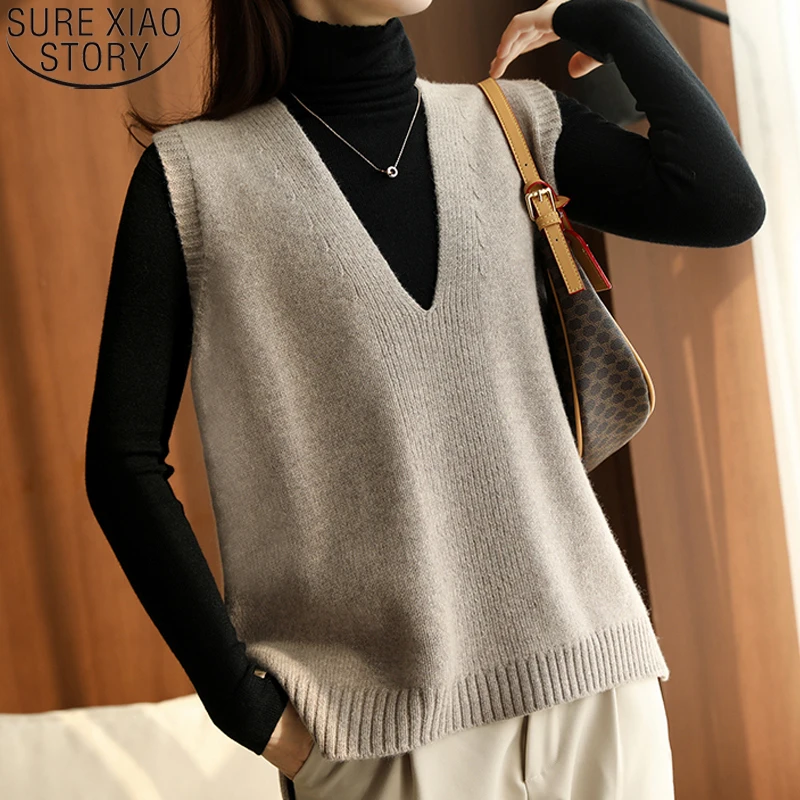 Autumn Winter 2022 New Casual Loose Fashion Sleeveless Pullovers Sweater Vest Women Knitted Jumper Loose V-neck Sweaters 16360
Autumn Winter 2022 New Casual Loose Fashion Sleeveless Pullovers Sweater Vest Women Knitted Jumper Loose V-neck Sweaters 16360