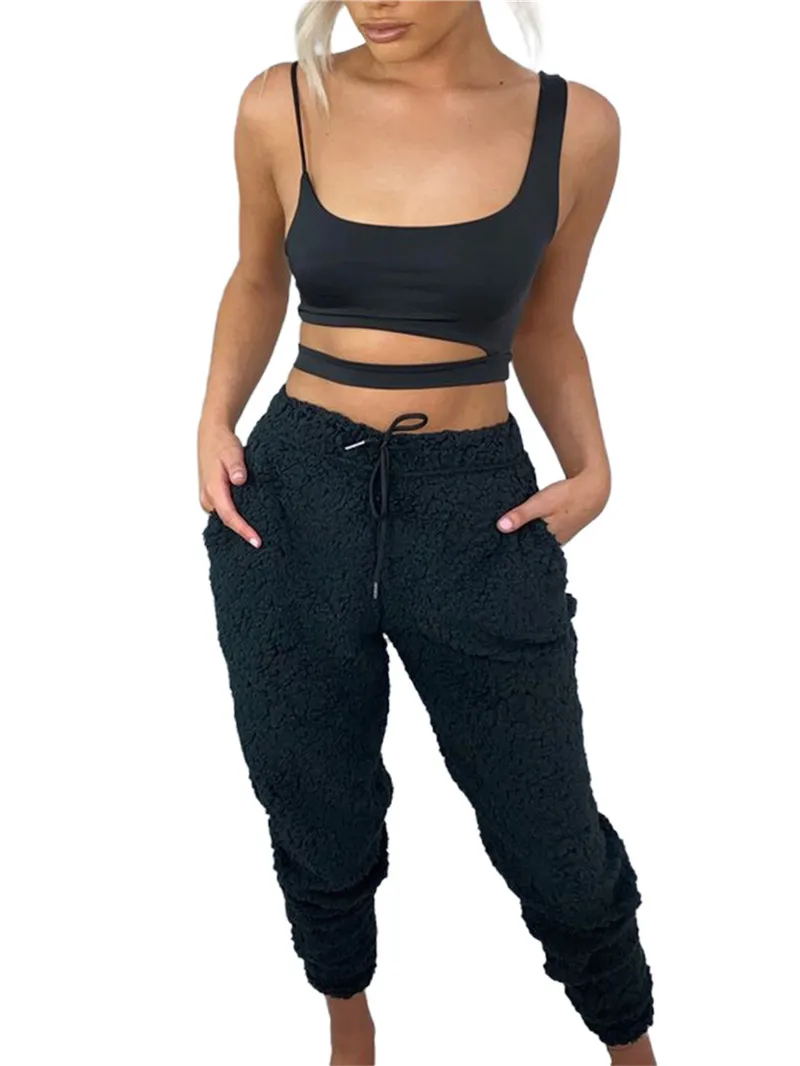 Casual Furry Plush Sweatpants Women Joggers Trousers Plus Size Solid Color Lace-up Soft Warm Home Pants for Female Fleece Pants
Casual Furry Plush Sweatpants Women Joggers Trousers Plus Size Solid Color Lace-up Soft Warm Home Pants for Female Fleece Pants
