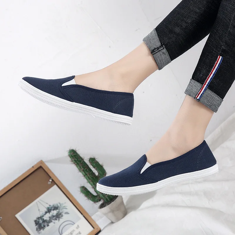 Plus Size 42 Women Sneakers Slip on Shoes Woman Flats Canvas Loafers Candy Color Casual Shoes Female White Shoes zapatos mujer
Plus Size 42 Women Sneakers Slip on Shoes Woman Flats Canvas Loafers Candy Color Casual Shoes Female White Shoes zapatos mujer
