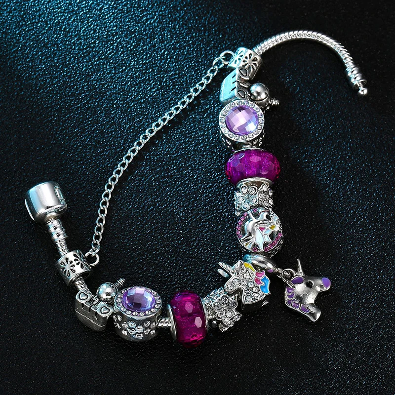 2020 New Beaded Women's Pan family style Bracelet Unicorn Pendant Purple Bracelet Unicorn Charm Beaded DIY Bracelet 
2020 New Beaded Women's Pan family style Bracelet Unicorn Pendant Purple Bracelet Unicorn Charm Beaded DIY Bracelet