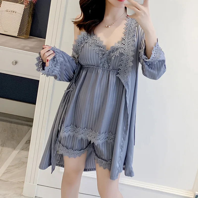 Gray Pajamas Suit Women Sexy Satin Lace Trim Sleepwear Summer New Pijamas Sleep Set Stripe Casual V-neck Nightwear With Belt
Gray Pajamas Suit Women Sexy Satin Lace Trim Sleepwear Summer New Pijamas Sleep Set Stripe Casual V-neck Nightwear With Belt