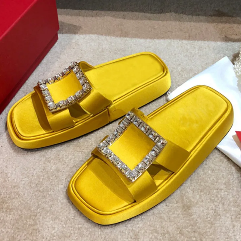 Hjwsfdcai Luxury Brand Slippers Women's Rhinestone Slippers Diamond Square Buckle Shoes Candy Color Flip Flops Summer
Hjwsfdcai Luxury Brand Slippers Women's Rhinestone Slippers Diamond Square Buckle Shoes Candy Color Flip Flops Summer
