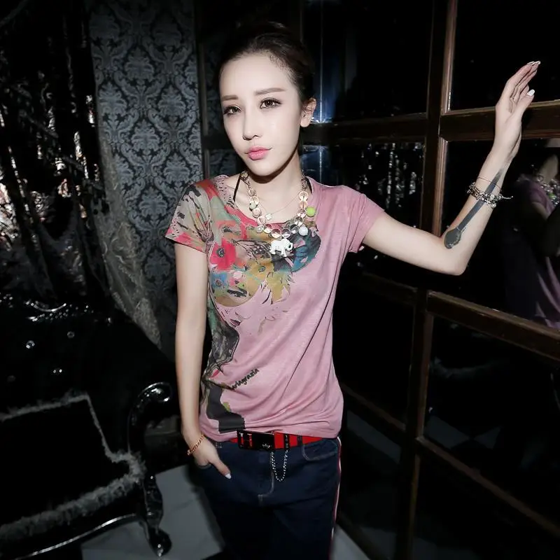 Summer new pink print short sleeve t-shirt female round neck slim student blouse 
Summer new pink print short sleeve t-shirt female round neck slim student blouse