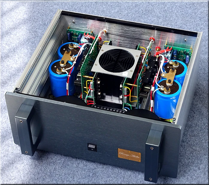 Krell classic ksa-50 Class A power Amplifier and KSL Preamplifier Class A 50w*2 Class A and B 300w*2
Krell classic ksa-50 Class A power Amplifier and KSL Preamplifier Class A 50w*2 Class A and B 300w*2