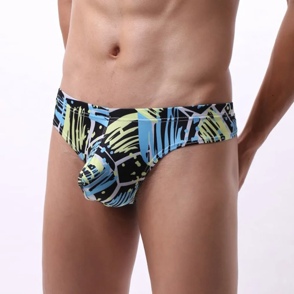 Men's Breathable Sexy Low Rise Seamless Soft Print Briefs Underwear Underpants Comfortable Quick-drying Ice Silk Men's Underwear
Men's Breathable Sexy Low Rise Seamless Soft Print Briefs Underwear Underpants Comfortable Quick-drying Ice Silk Men's Underwear