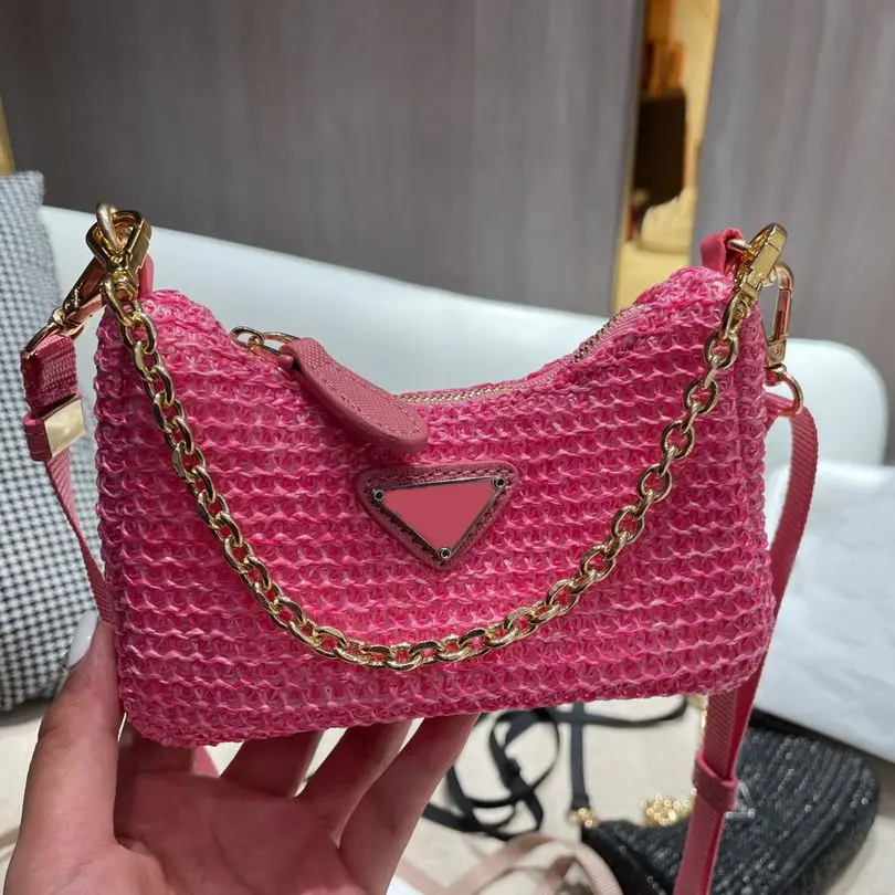 2021 autumn and winter fashion new casual all-match one-shoulder armpit bag portable storage bag
2021 autumn and winter fashion new casual all-match one-shoulder armpit bag portable storage bag