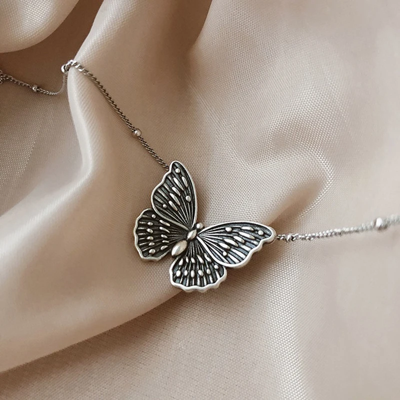 Trendy Silver Chain Butterfly Pendant Choker Necklace Women Statement Collares Bohemian Beach Jewelry Gift Collier Cheap 
Trendy Silver Chain Butterfly Pendant Choker Necklace Women Statement Collares Bohemian Beach Jewelry Gift Collier Cheap
