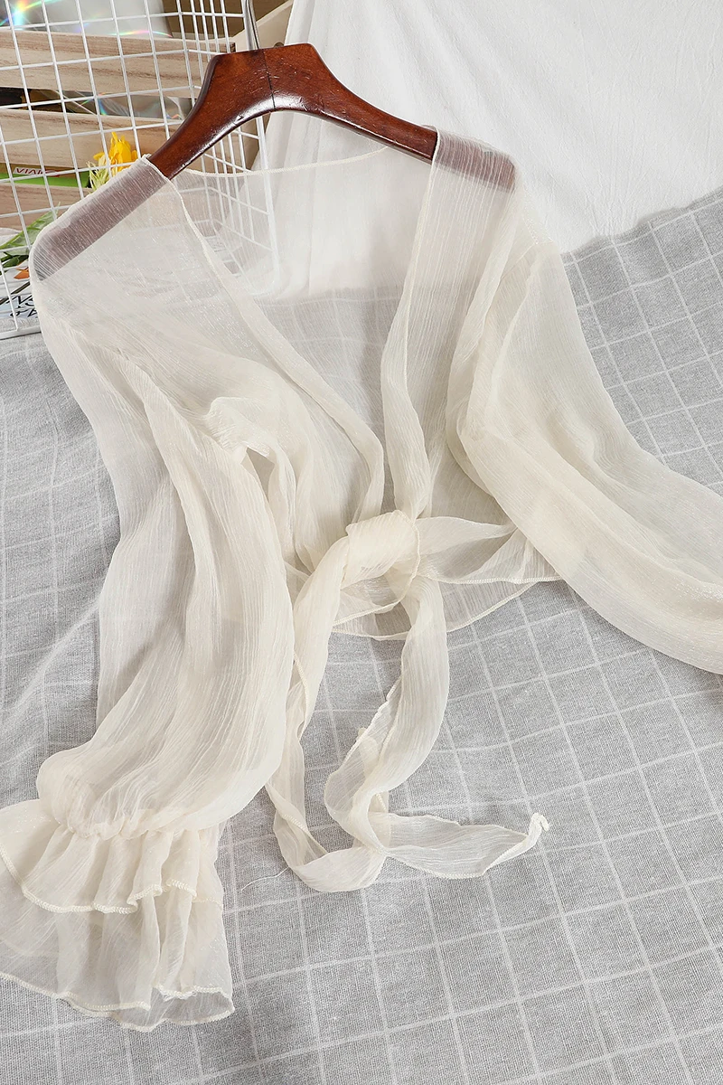 Chiffon shirt 2021 spring and autumn new product long-sleeved short cardigan jacket thin sunscreen air-conditioning shirt women
Chiffon shirt 2021 spring and autumn new product long-sleeved short cardigan jacket thin sunscreen air-conditioning shirt women