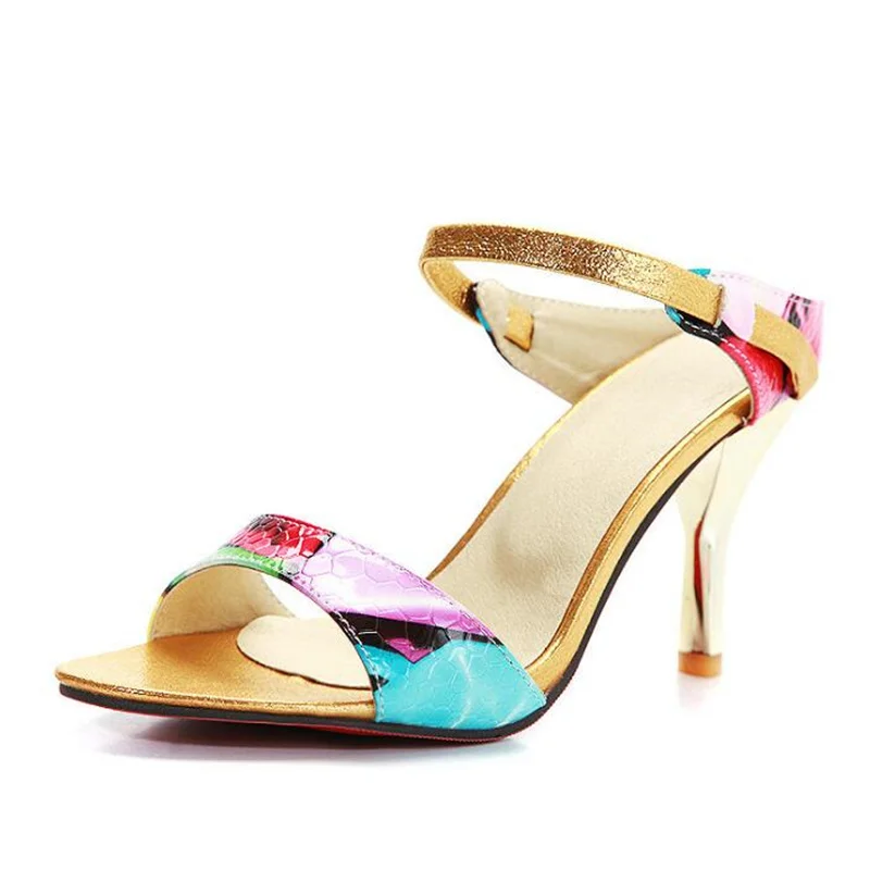 Summer New Style Stiletto High Heels Women Sandals Belt Buckle Pointed Open Toe One-Line Female Sandals Simple Women Slippers
Summer New Style Stiletto High Heels Women Sandals Belt Buckle Pointed Open Toe One-Line Female Sandals Simple Women Slippers