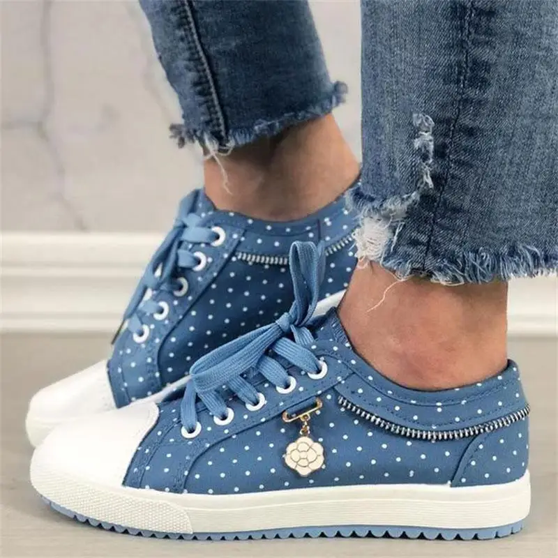 Ladies Blue Denim Polka-dot Flat Bottom Lace-up Round Toe Fashion Sports Casual Shoes Trend All-match Shopping Shoes 3KC028
Ladies Blue Denim Polka-dot Flat Bottom Lace-up Round Toe Fashion Sports Casual Shoes Trend All-match Shopping Shoes 3KC028