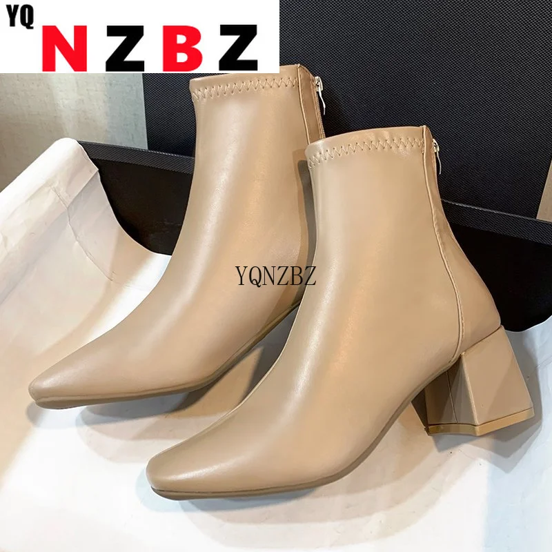 Women's Short Ankle Boots Autumn 2021 New Fashion Back Zipper Square Head PU Leather Square Heel Mid-heel Women's Casual Shoes
Women's Short Ankle Boots Autumn 2021 New Fashion Back Zipper Square Head PU Leather Square Heel Mid-heel Women's Casual Shoes