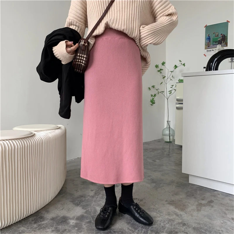 Hzirip New Autumn Winter High Waist Vintage Solid Knitted Skirt Female OL Elegant Fashion Package Hip Long Skirts Womens 4 Color 
Hzirip New Autumn Winter High Waist Vintage Solid Knitted Skirt Female OL Elegant Fashion Package Hip Long Skirts Womens 4 Color