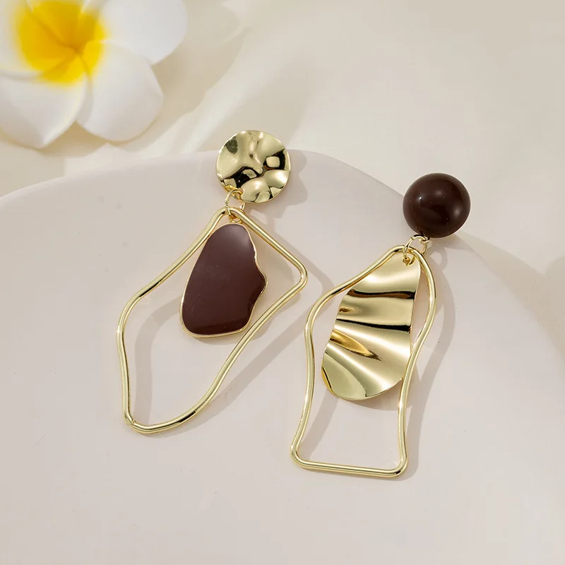 Fashion Exaggerated Geometric Retro Asymmetric Earrings Earrings Fashion Exquisite Ear Clips Female Jewelry Accessories
Fashion Exaggerated Geometric Retro Asymmetric Earrings Earrings Fashion Exquisite Ear Clips Female Jewelry Accessories