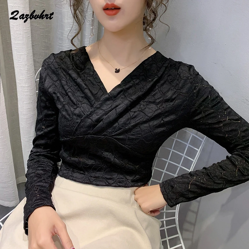 Autumn and winter new V-neck lace bottoming shirt long sleeve women's mesh foreign style, slim and sexy, versatile and hollow
Autumn and winter new V-neck lace bottoming shirt long sleeve women's mesh foreign style, slim and sexy, versatile and hollow