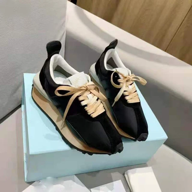 2021 unisex spring thick sole casual dad shoes women flat mixed color lace stitching sneakers outdoor walking tennis shoes
2021 unisex spring thick sole casual dad shoes women flat mixed color lace stitching sneakers outdoor walking tennis shoes