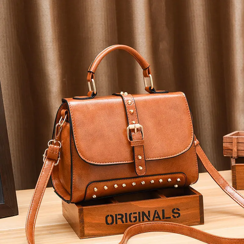 New trendy fashion ladies bag leather texture western style shoulder bag female wild atmosphere portable messenger bag
New trendy fashion ladies bag leather texture western style shoulder bag female wild atmosphere portable messenger bag