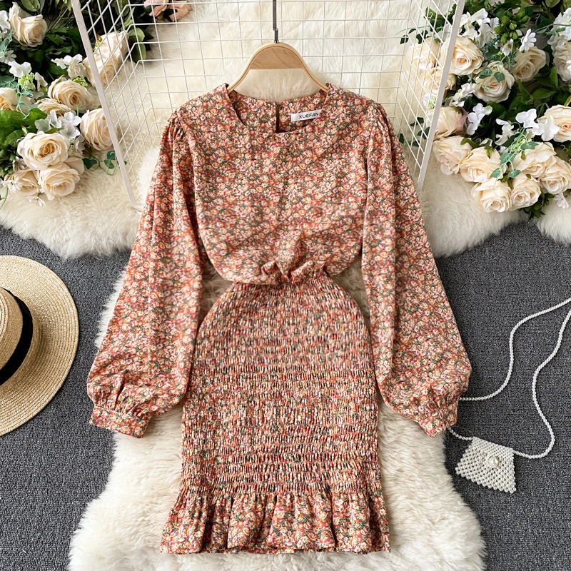 Korean Fashion Women Long Sleeve Dress 2021 Spring Elegant Floral Print Mini Dress O-neck Full Sleeve Pleated Ruffles Chic Dress
Korean Fashion Women Long Sleeve Dress 2021 Spring Elegant Floral Print Mini Dress O-neck Full Sleeve Pleated Ruffles Chic Dress
