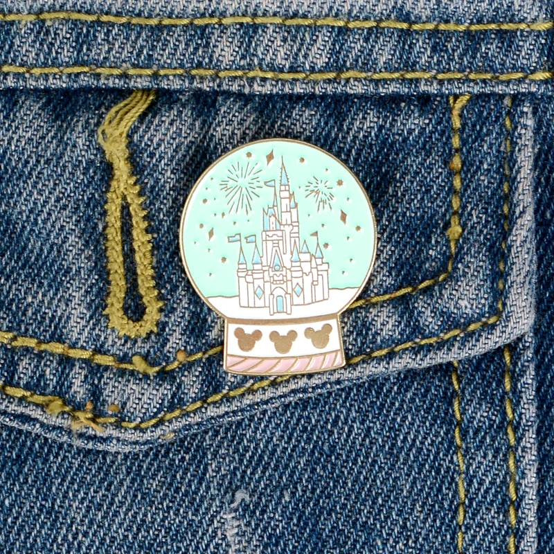 Magic castle in crystal ball Lapel Metal Pins Dreamy Romantic Brooches Badges Clothes Accessories Pins Jewelry Gifts for Friends
Magic castle in crystal ball Lapel Metal Pins Dreamy Romantic Brooches Badges Clothes Accessories Pins Jewelry Gifts for Friends