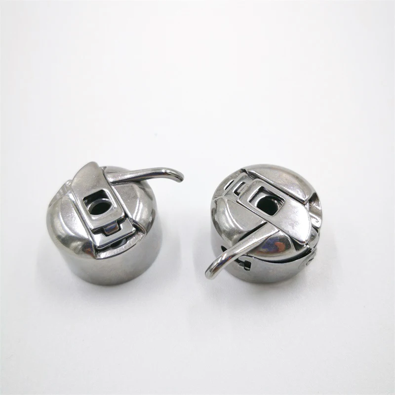 Nieuwe Huishoudelijke Metalen Naaimachine Spoelhuis Zilver Naaimachine Accessoires Spoelhuis Voor Oude Stijl Naaimachine 
Nieuwe Huishoudelijke Metalen Naaimachine Spoelhuis Zilver Naaimachine Accessoires Spoelhuis Voor Oude Stijl Naaimachine