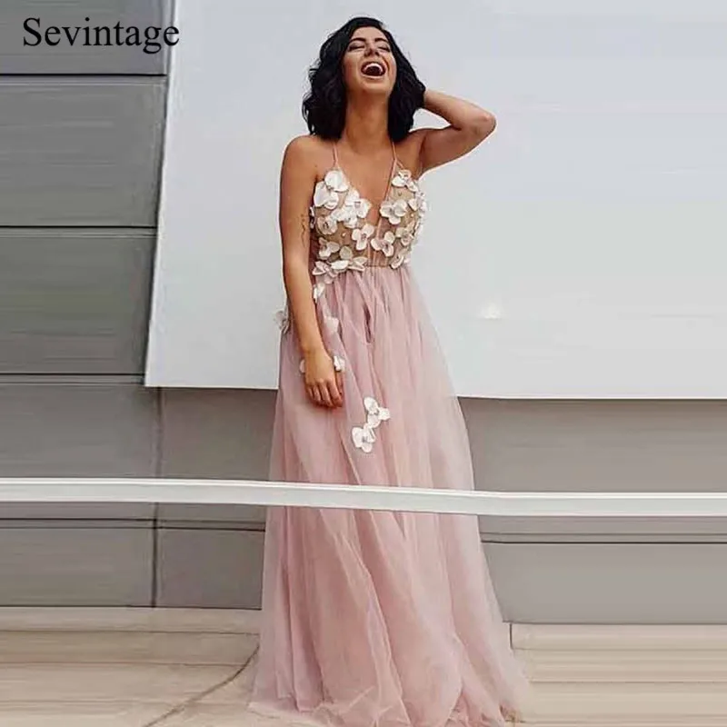 Sevintage Spaghetti Straps 3D Flowers Lace Wedding Dress Boho V Neck Princess Tulles 2020 Bridal Gowns Vestido De Noiva
Sevintage Spaghetti Straps 3D Flowers Lace Wedding Dress Boho V Neck Princess Tulles 2020 Bridal Gowns Vestido De Noiva