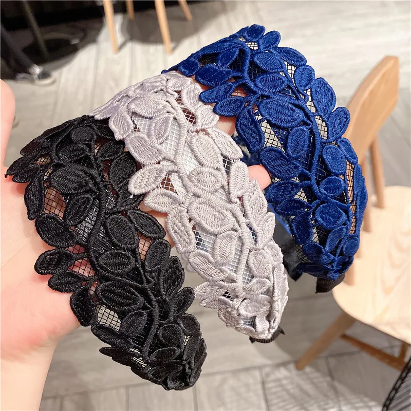 Lace Flowers Headband Wide Women Hair Hoop Head Bands Toothed Non-slip Elastic Hairband Bezel Hair Accessories Headdress
Lace Flowers Headband Wide Women Hair Hoop Head Bands Toothed Non-slip Elastic Hairband Bezel Hair Accessories Headdress