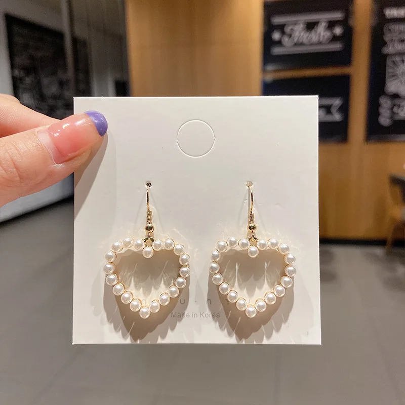 Pearl Pierced Earrings Charm Round Crystal Earrings Female Silver Girl Fashion Jewelry Gifts 2021 Trend For Women
Pearl Pierced Earrings Charm Round Crystal Earrings Female Silver Girl Fashion Jewelry Gifts 2021 Trend For Women