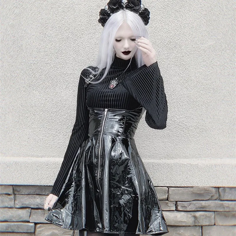 InsGoth Black Leather Skirts Women Gothic Streetwear High Waist Zipper Spaghetti Straps Short Skirts Lady Retro Party Mini Skirt
InsGoth Black Leather Skirts Women Gothic Streetwear High Waist Zipper Spaghetti Straps Short Skirts Lady Retro Party Mini Skirt