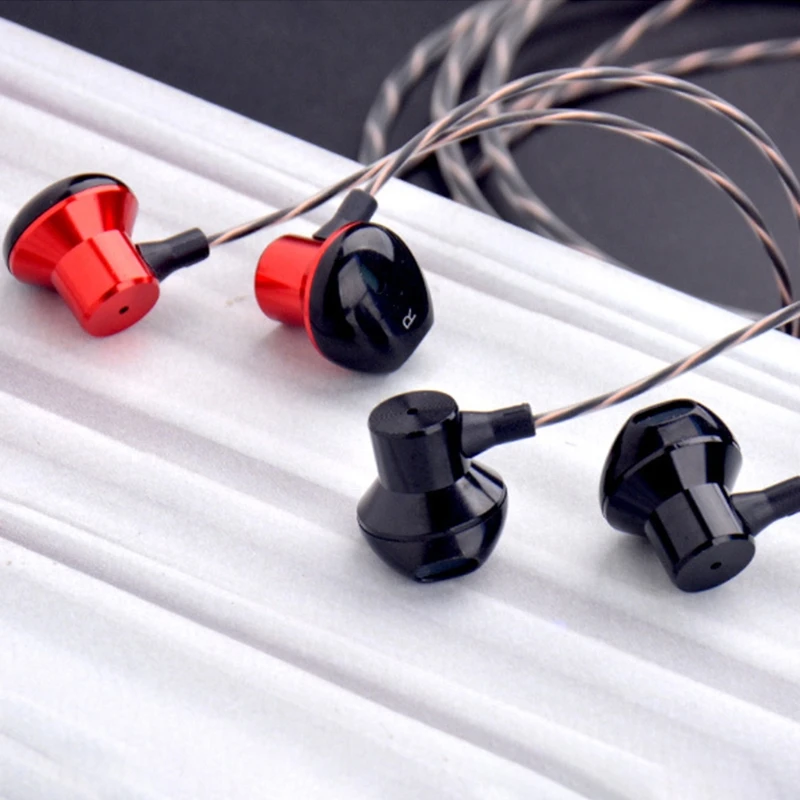 67JA Wired Earphone Bass Heavy 3.5mm Headphone Plug Subwoofer Gaming Headphones Water Proof Earbud Gaming Headphone Black Red
67JA Wired Earphone Bass Heavy 3.5mm Headphone Plug Subwoofer Gaming Headphones Water Proof Earbud Gaming Headphone Black Red