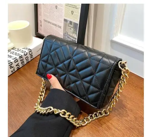 Quilted Flap Square Bag for Women Trend 2021 Hit Brand Designer Crossbody Bags Female Shoulder Handbags Thick Chain
Quilted Flap Square Bag for Women Trend 2021 Hit Brand Designer Crossbody Bags Female Shoulder Handbags Thick Chain