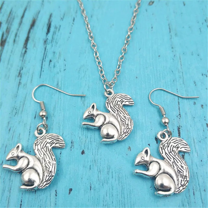 Squirrel Animal Retro Vintage Earring Necklace Sets Jewelry Set Antique,Fashion Women Christmas Birthday Girl Gifts 
Squirrel Animal Retro Vintage Earring Necklace Sets Jewelry Set Antique,Fashion Women Christmas Birthday Girl Gifts